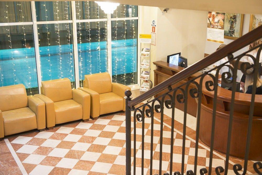 Klub Sosnowy Hotel Warsaw Luaran gambar